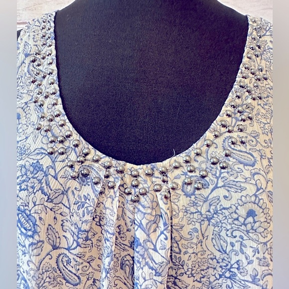 Christopher Banks Size Medium, Office Wear, Summer Top , Sleeveless, Lightweight - Picture 3 of 5